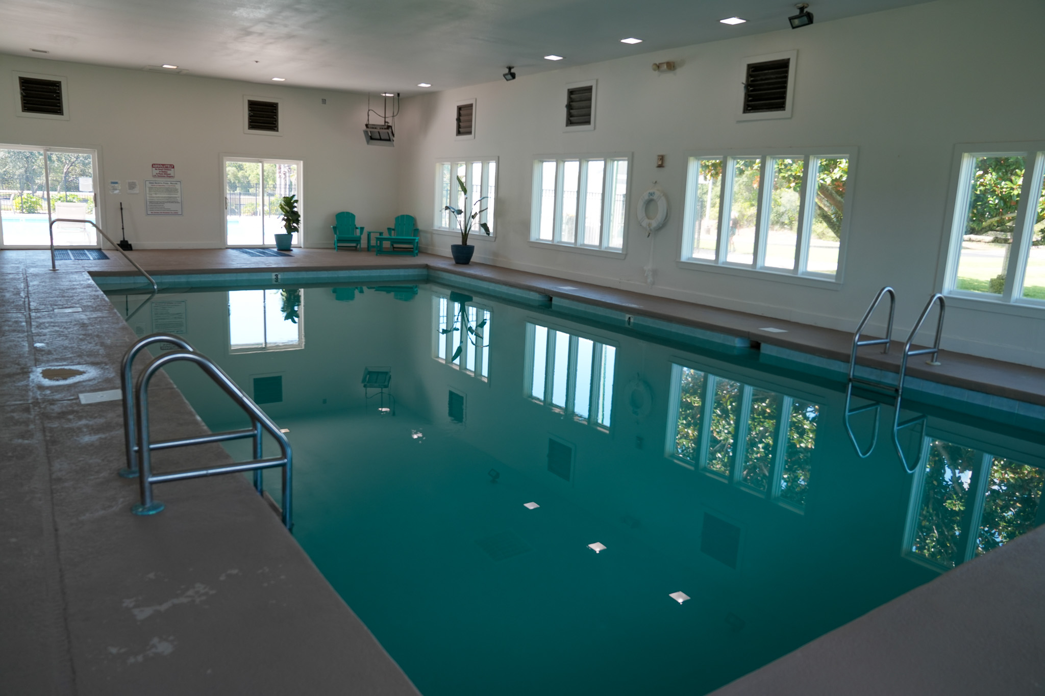 Ono Island indoor pool